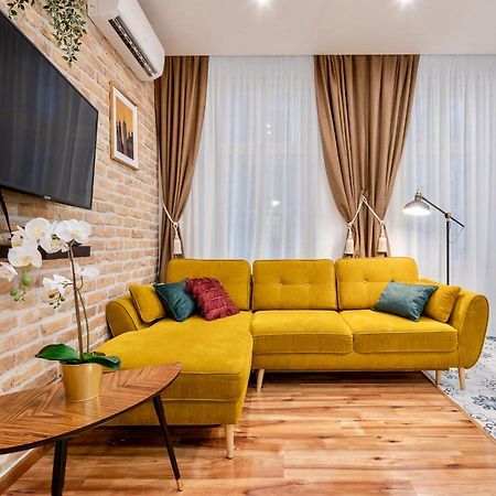 Architecture Fan'S Apartment Near Opera House Budapest Exterior photo