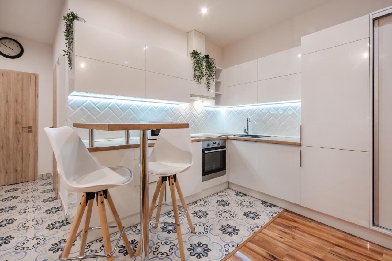 Architecture Fan'S Apartment Near Opera House Budapest Exterior photo