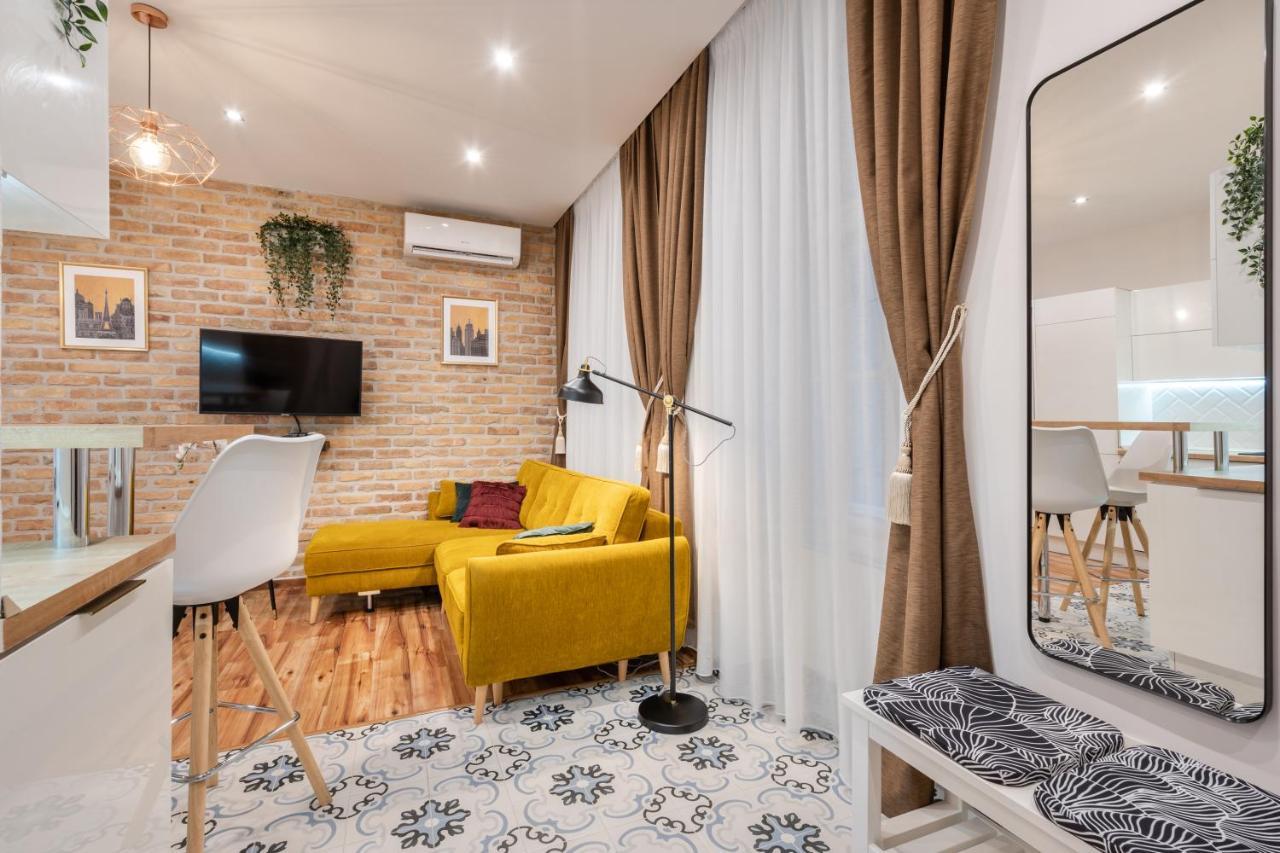 Architecture Fan'S Apartment Near Opera House Budapest Exterior photo